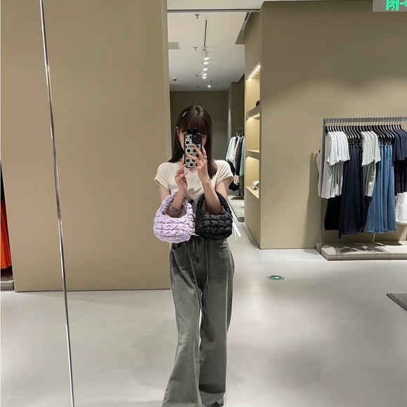 COS Micro Quilted Bag - Black - Picture 4 of 5